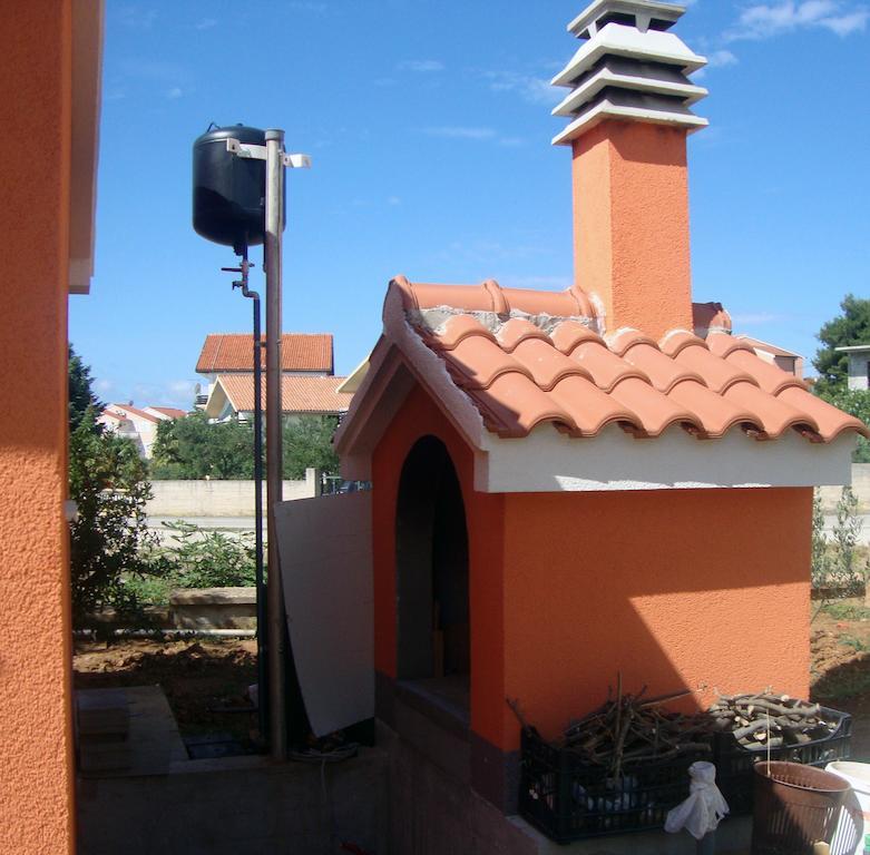 Apartments Mediterranean Sundance Vodice Exterior photo