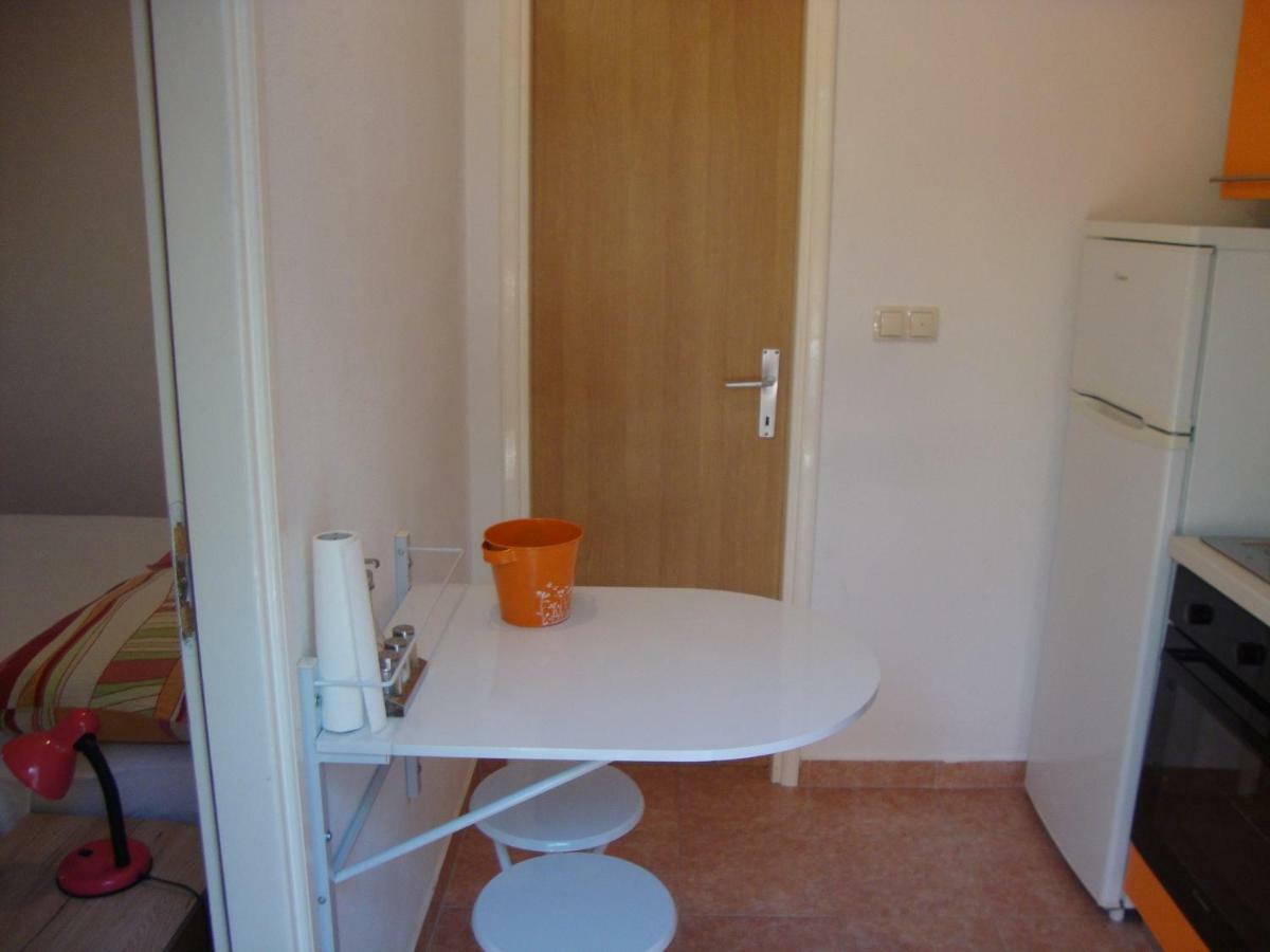 Apartments Mediterranean Sundance Vodice Exterior photo